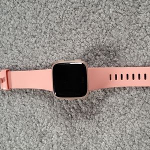Fitbit Versa smartwatch